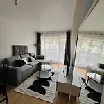 Apartmán Modern With Balcony